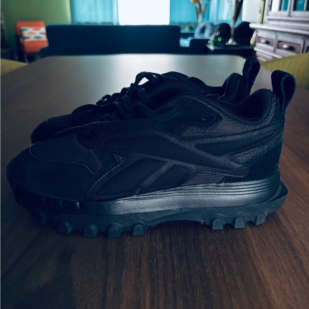 Cardi B Reebok - Picture 4 of 8